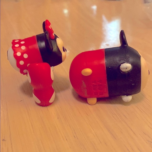 Disney Mickey and Minnie Tsum Tsum Figures - Black, Red, and White - Picture 7 of 8